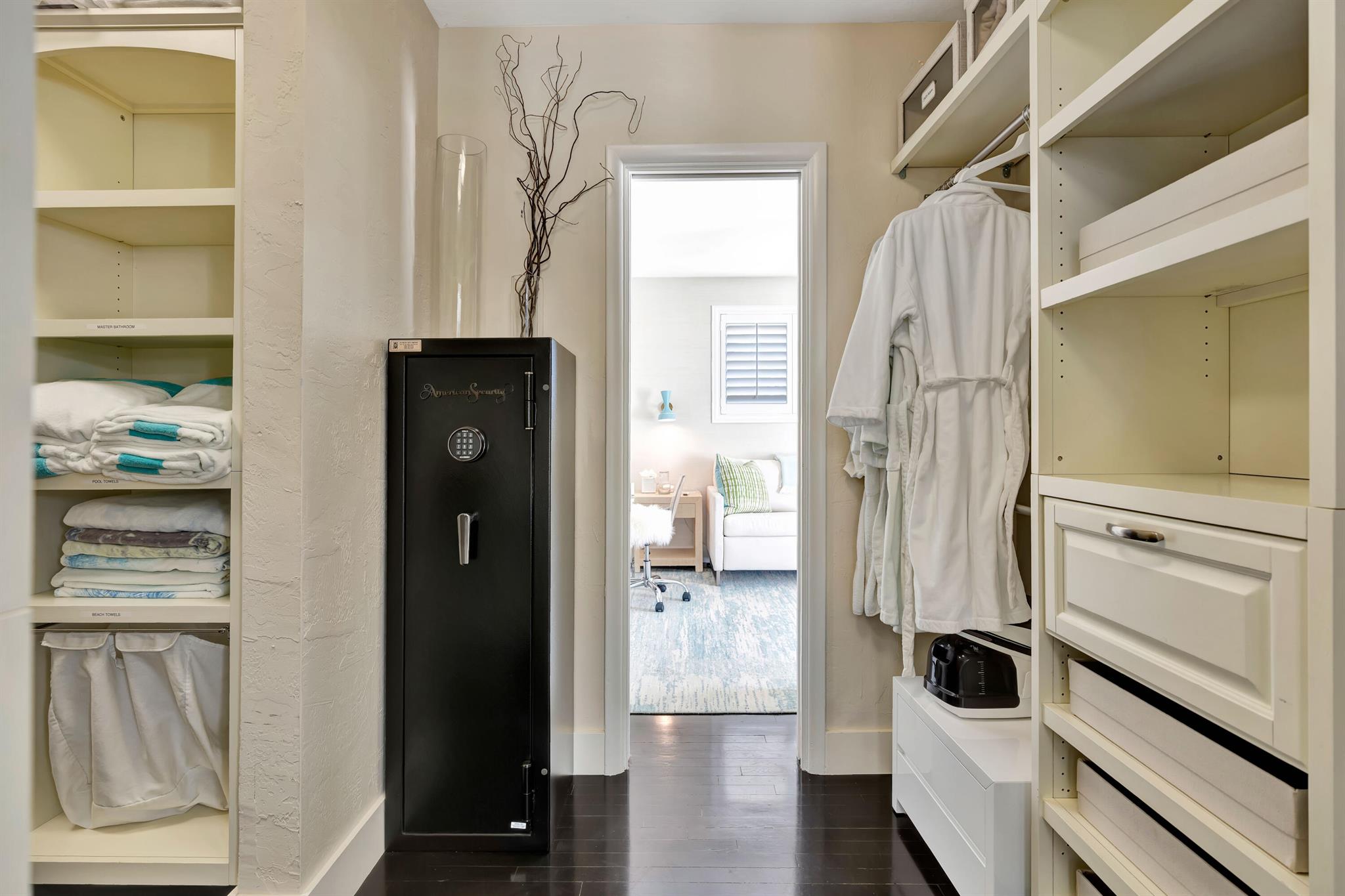 WORTH COURT - Residential Lease