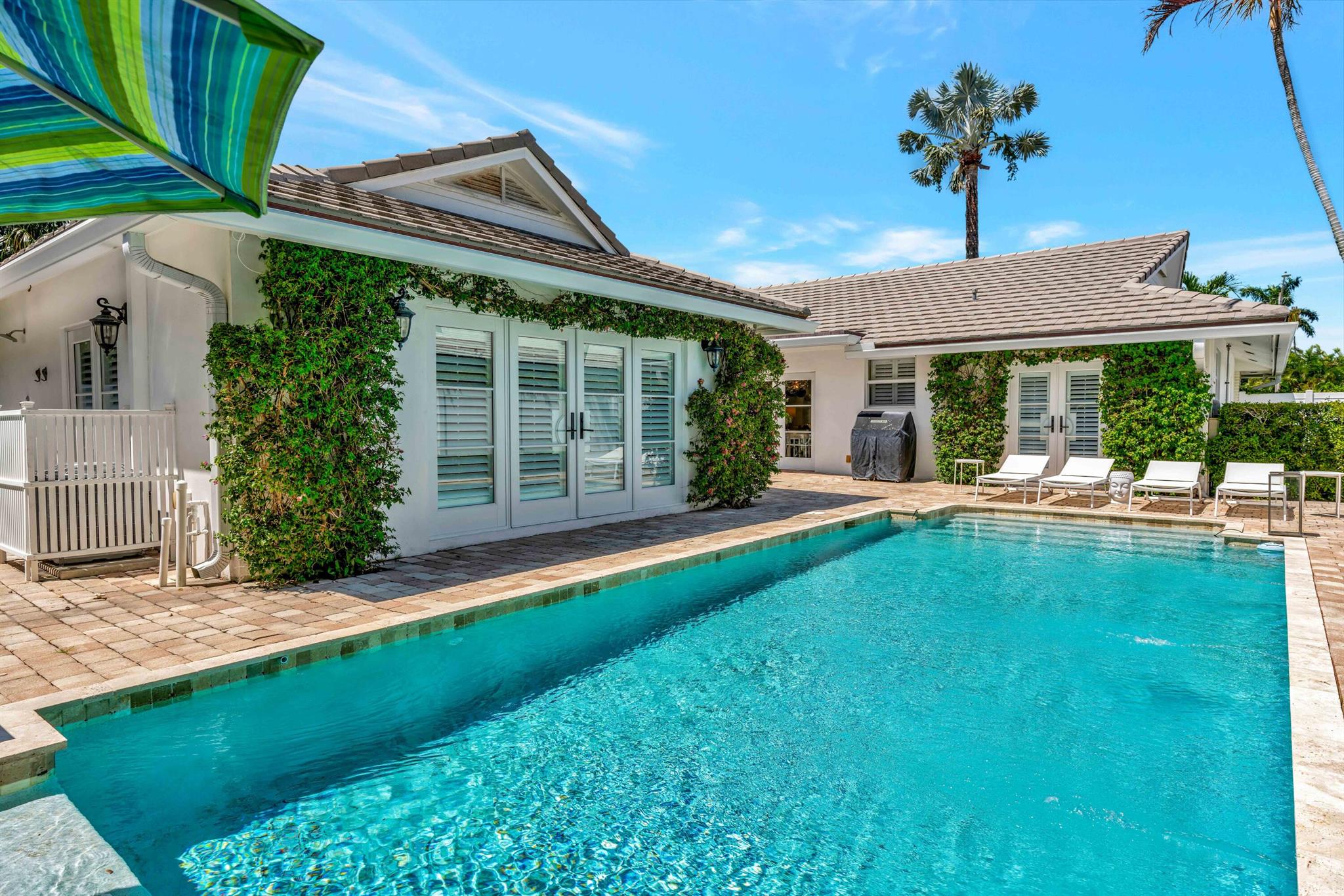 WORTH COURT - Residential Lease