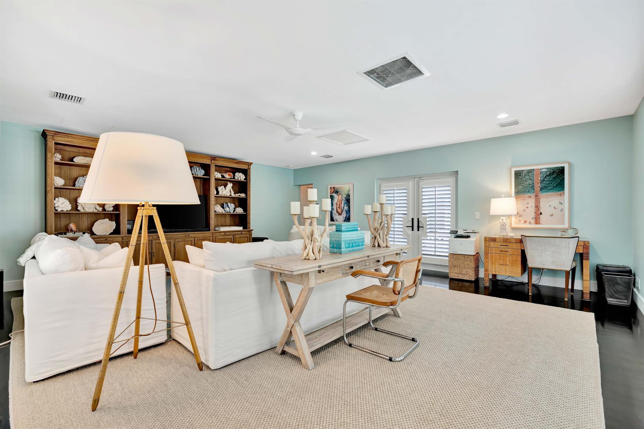 WORTH COURT - Residential Lease