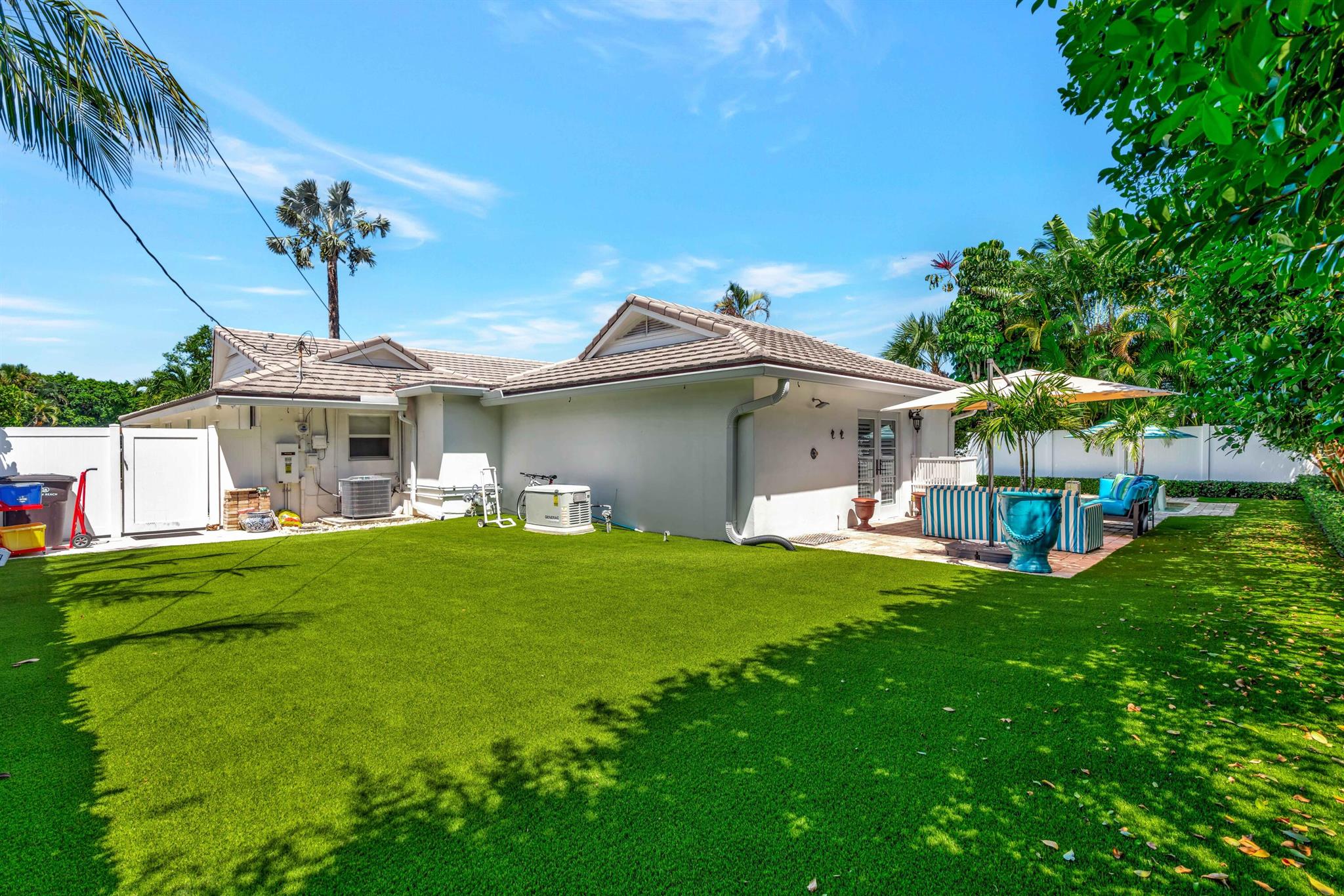 WORTH COURT - Residential Lease