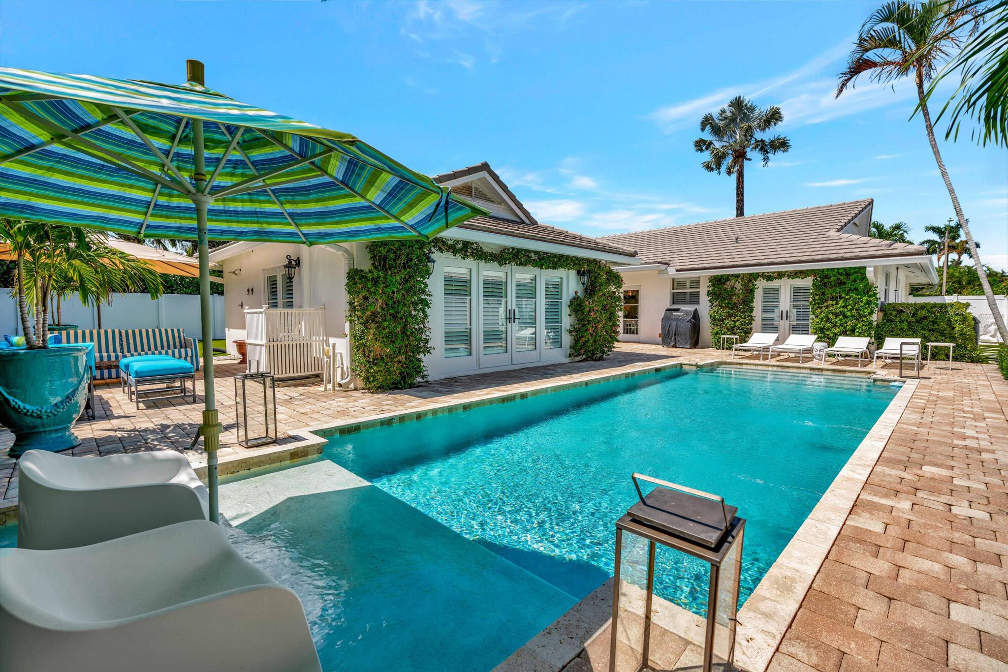 WORTH COURT - Residential Lease