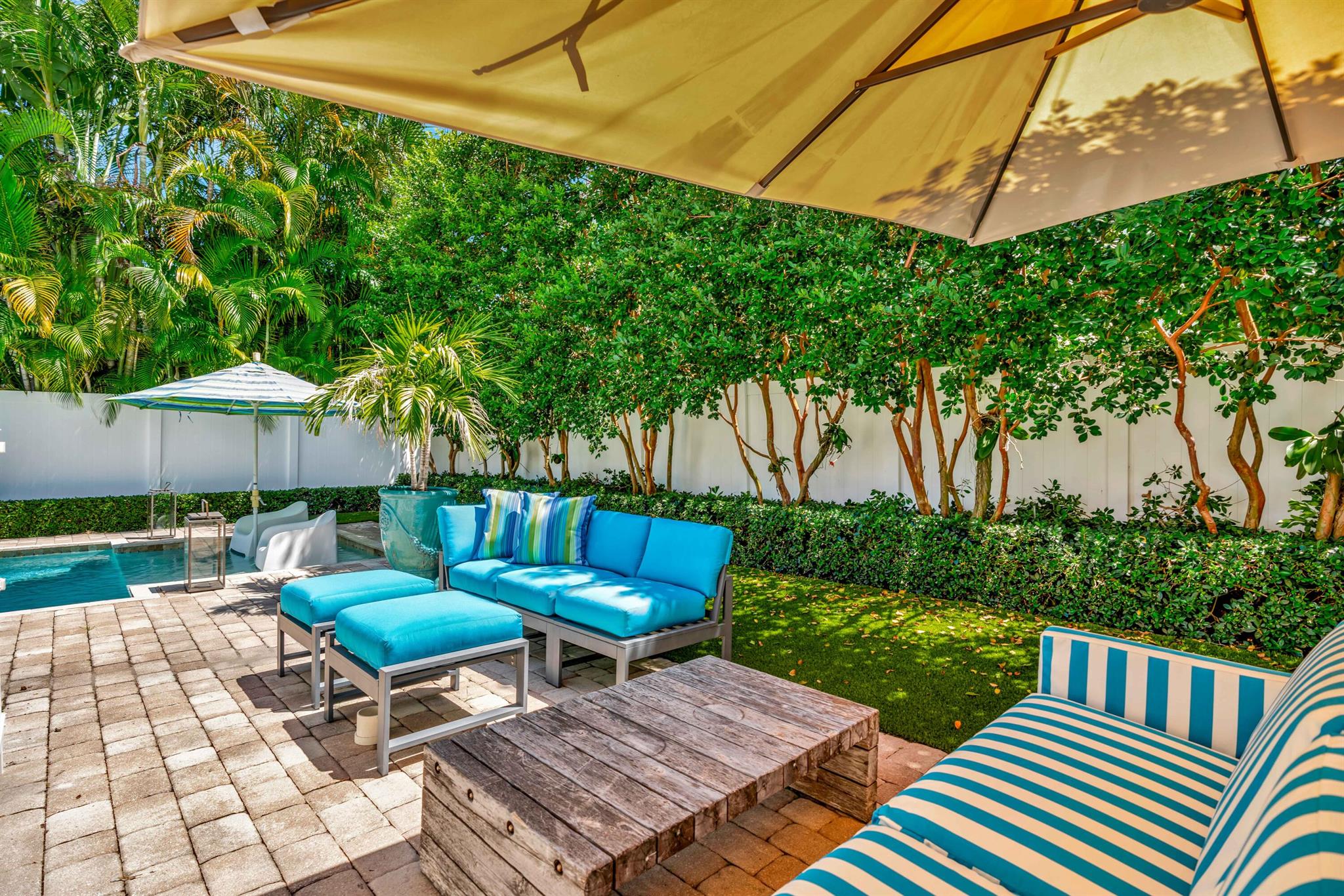 WORTH COURT - Residential Lease