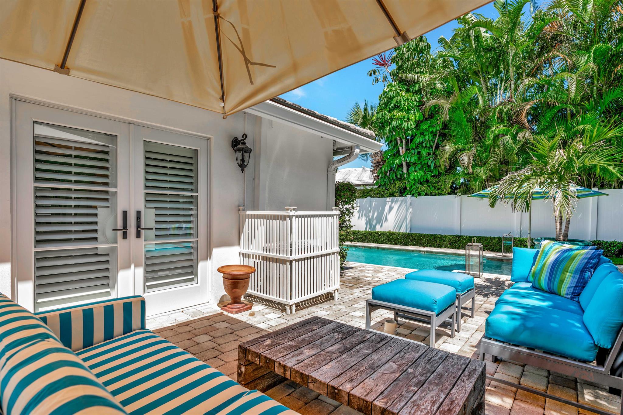 WORTH COURT - Residential Lease