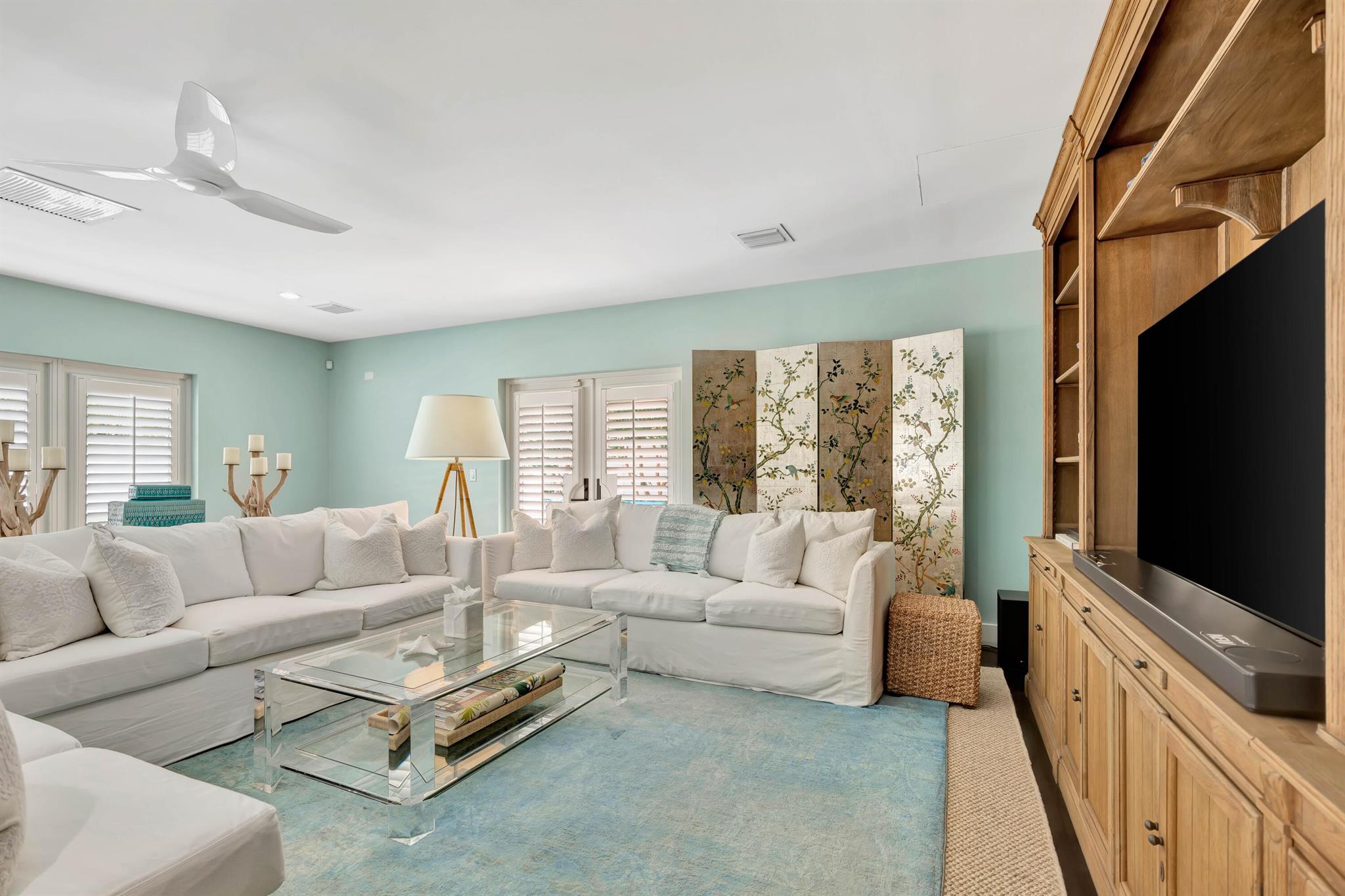 WORTH COURT - Residential Lease