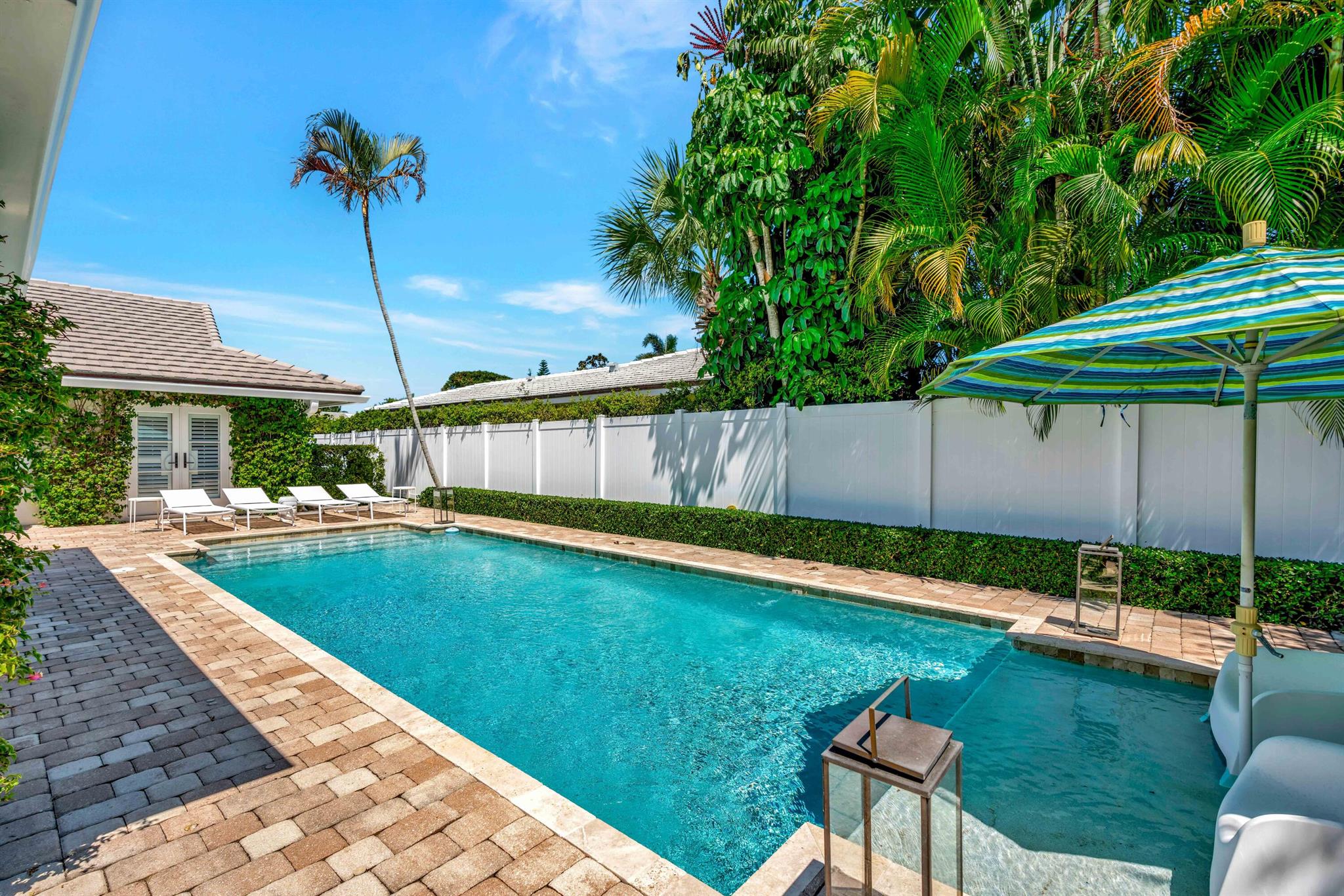 WORTH COURT - Residential Lease