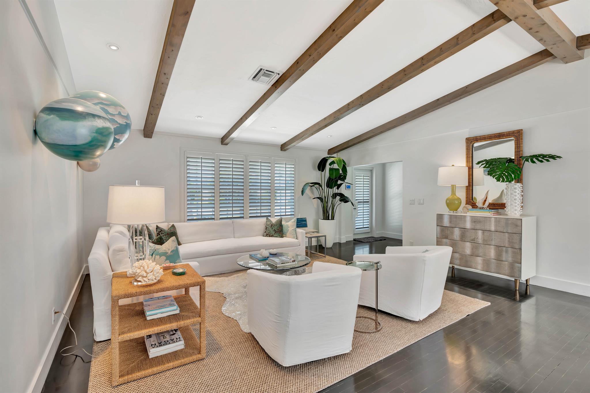 WORTH COURT - Residential Lease