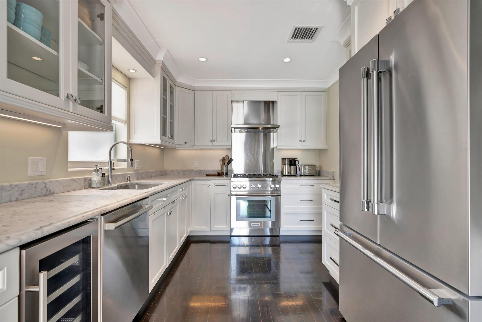 WORTH COURT - Residential Lease