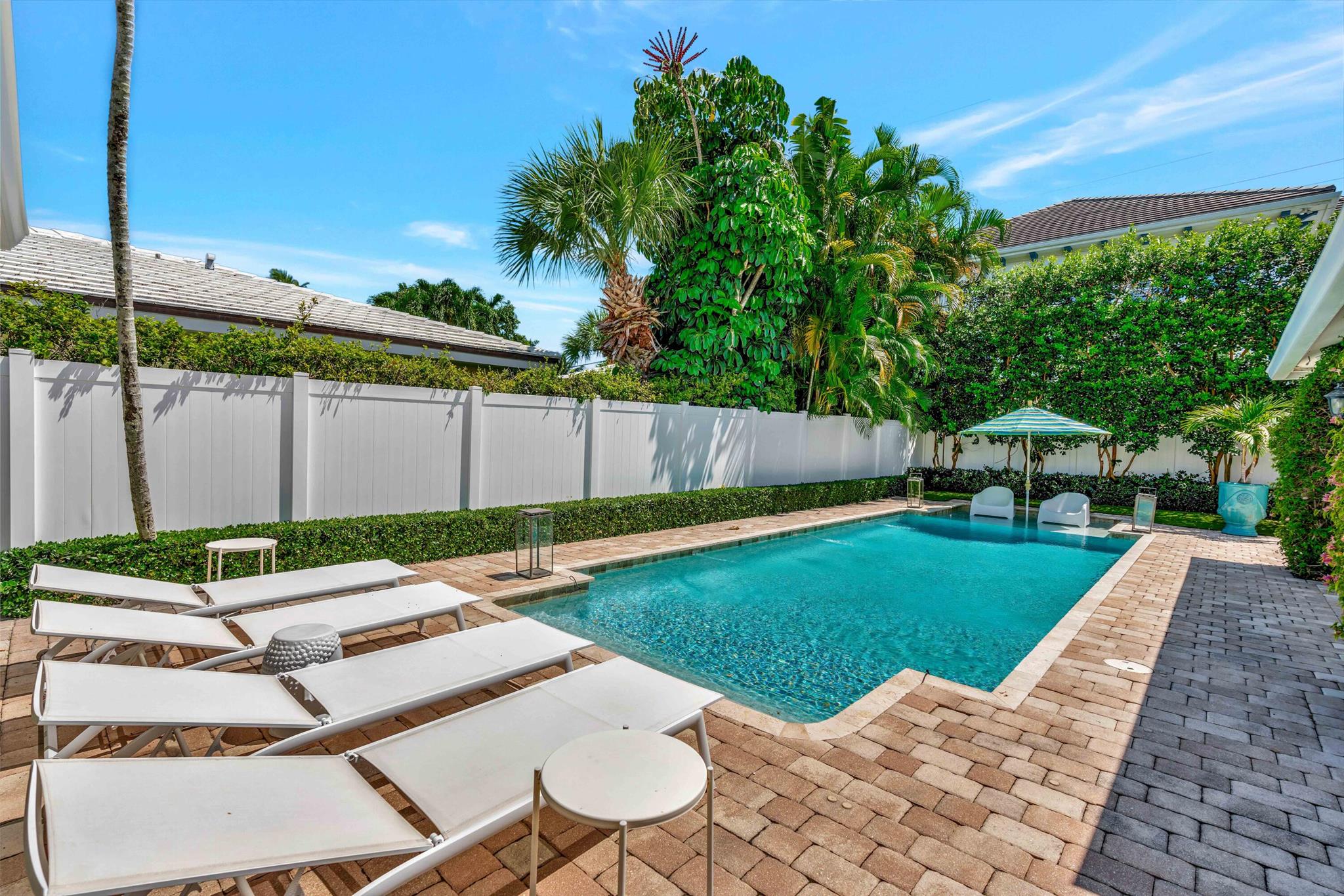 WORTH COURT - Residential Lease