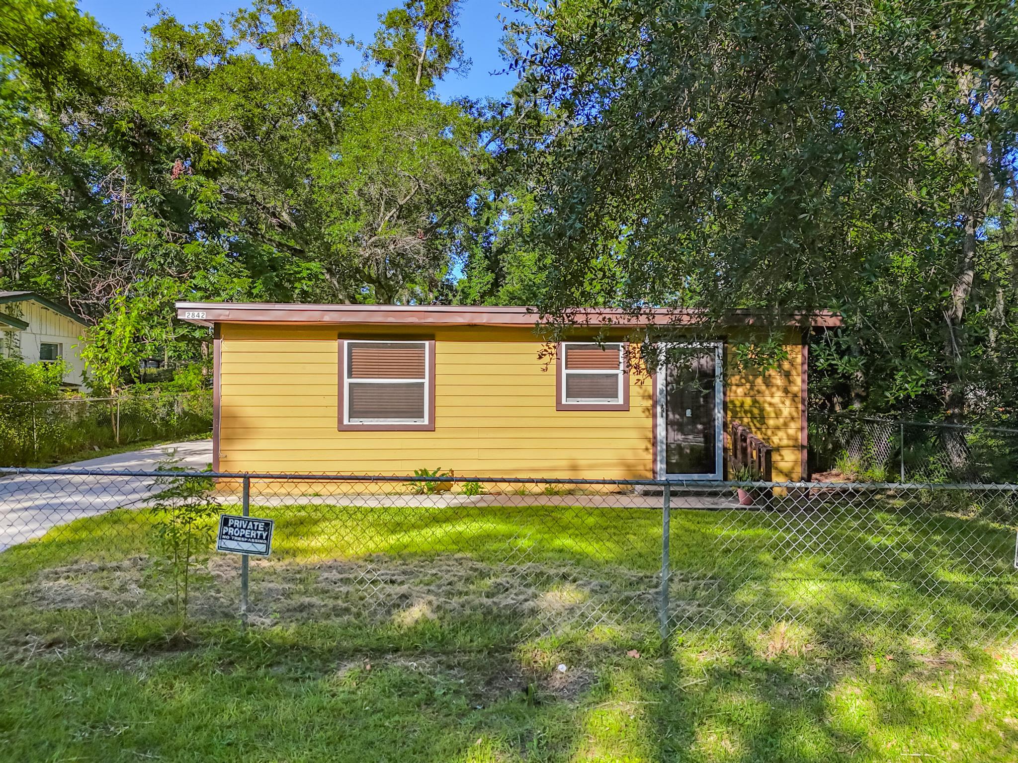 2842 Lucoma Drive