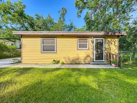 2842 Lucoma Drive Jacksonville FL 32254