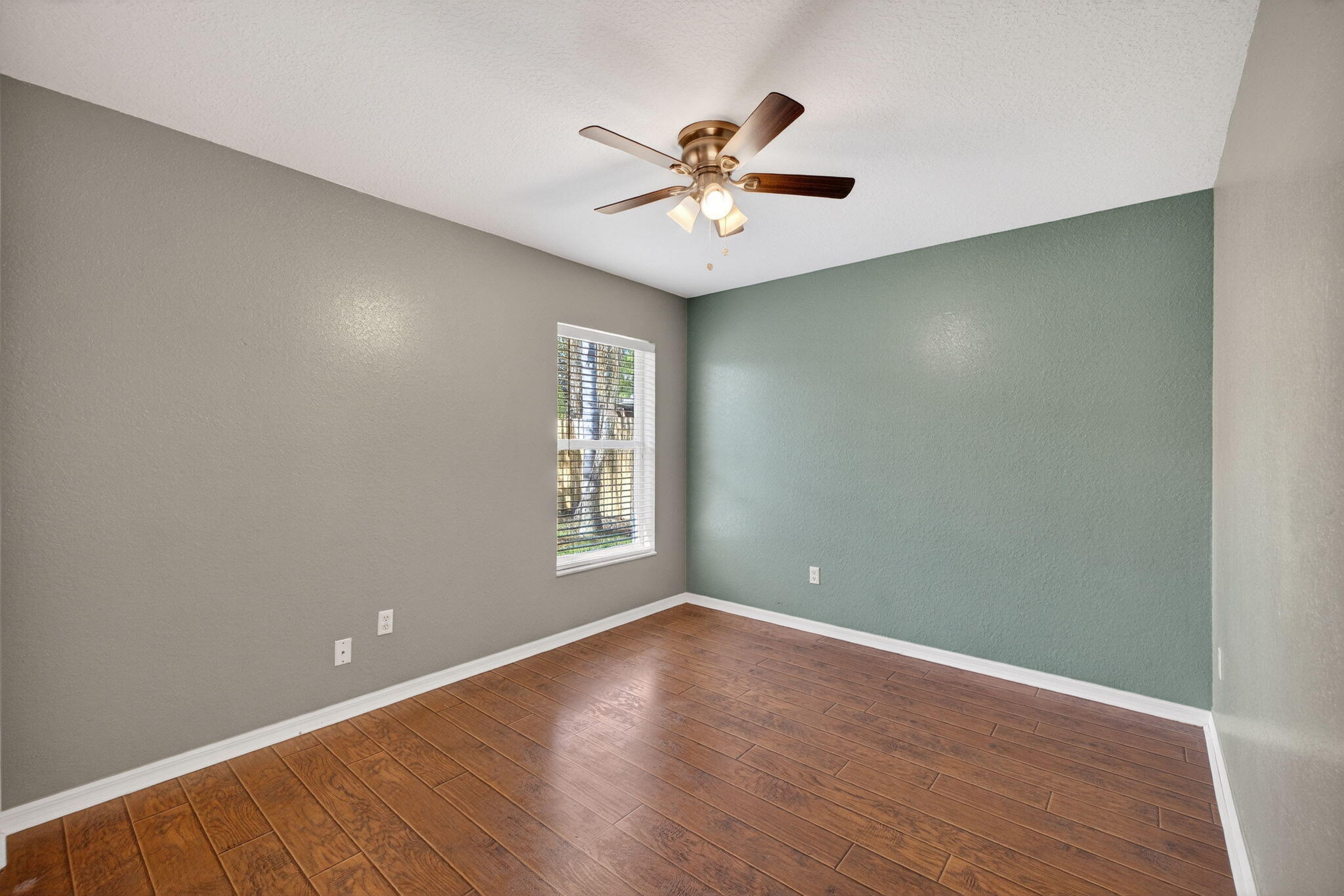 PORT ST LUCIE SECTION 48 1ST REPLAT - Residential