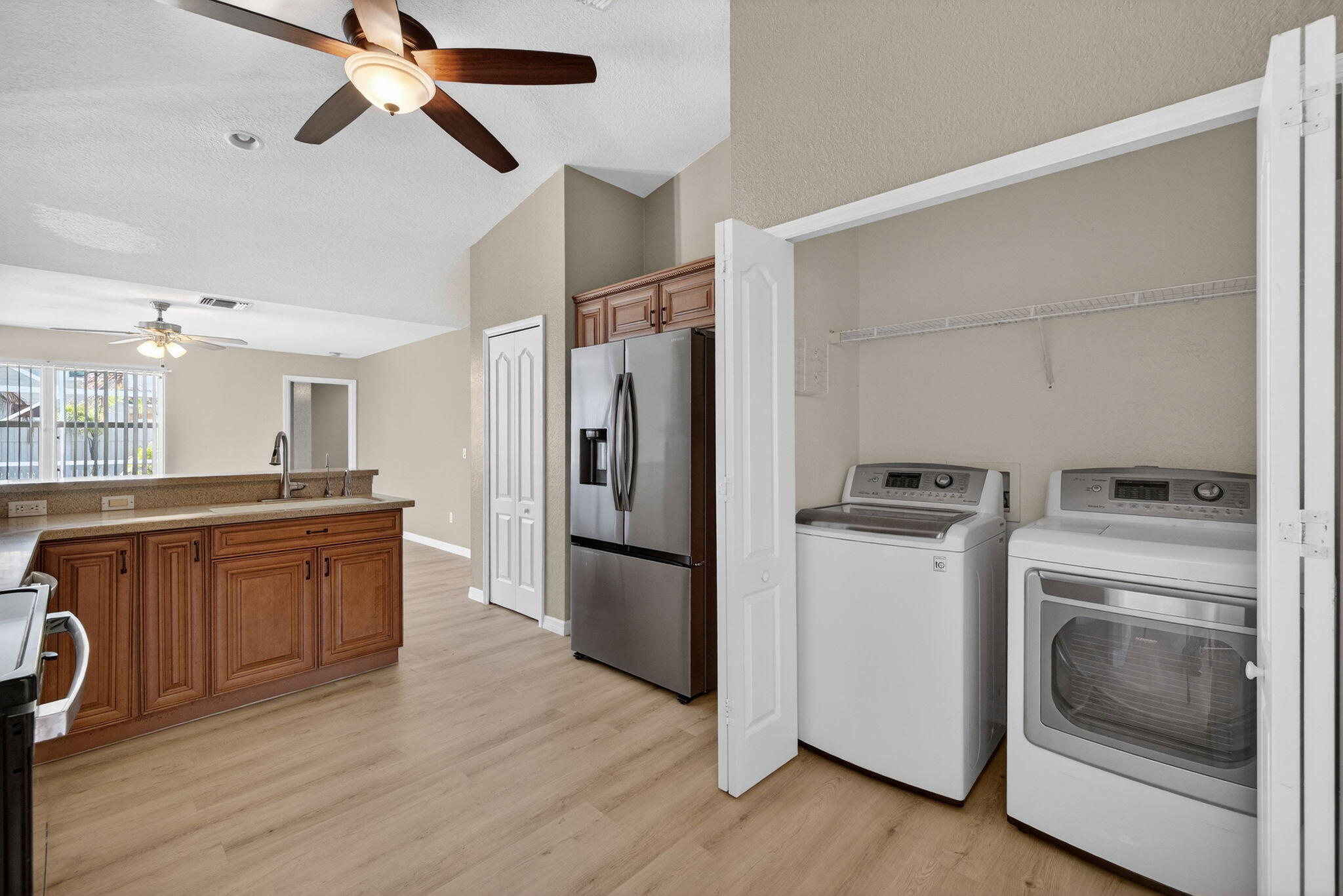 PORT ST LUCIE SECTION 48 1ST REPLAT - Residential