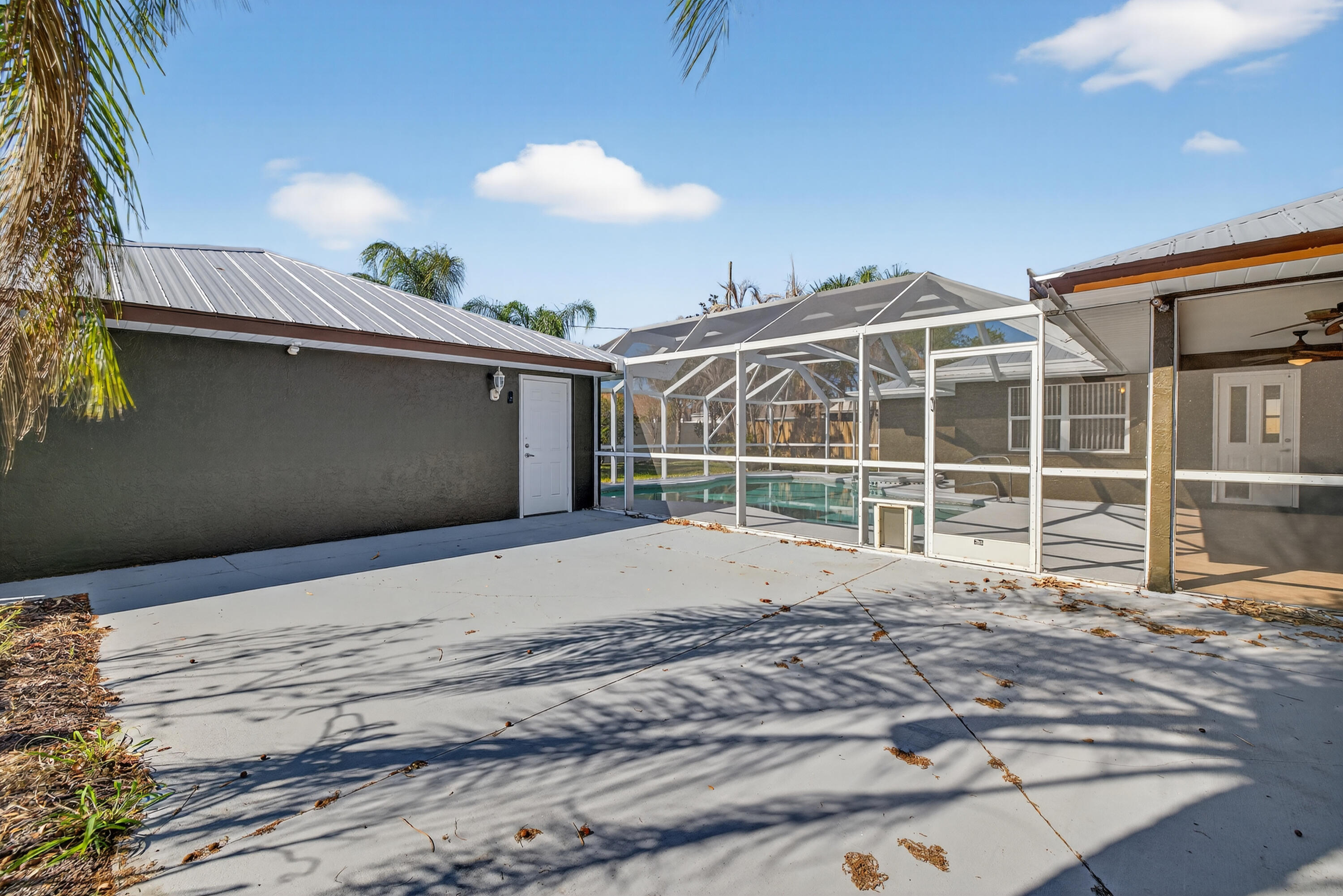 PORT ST LUCIE SECTION 48 1ST REPLAT - Residential