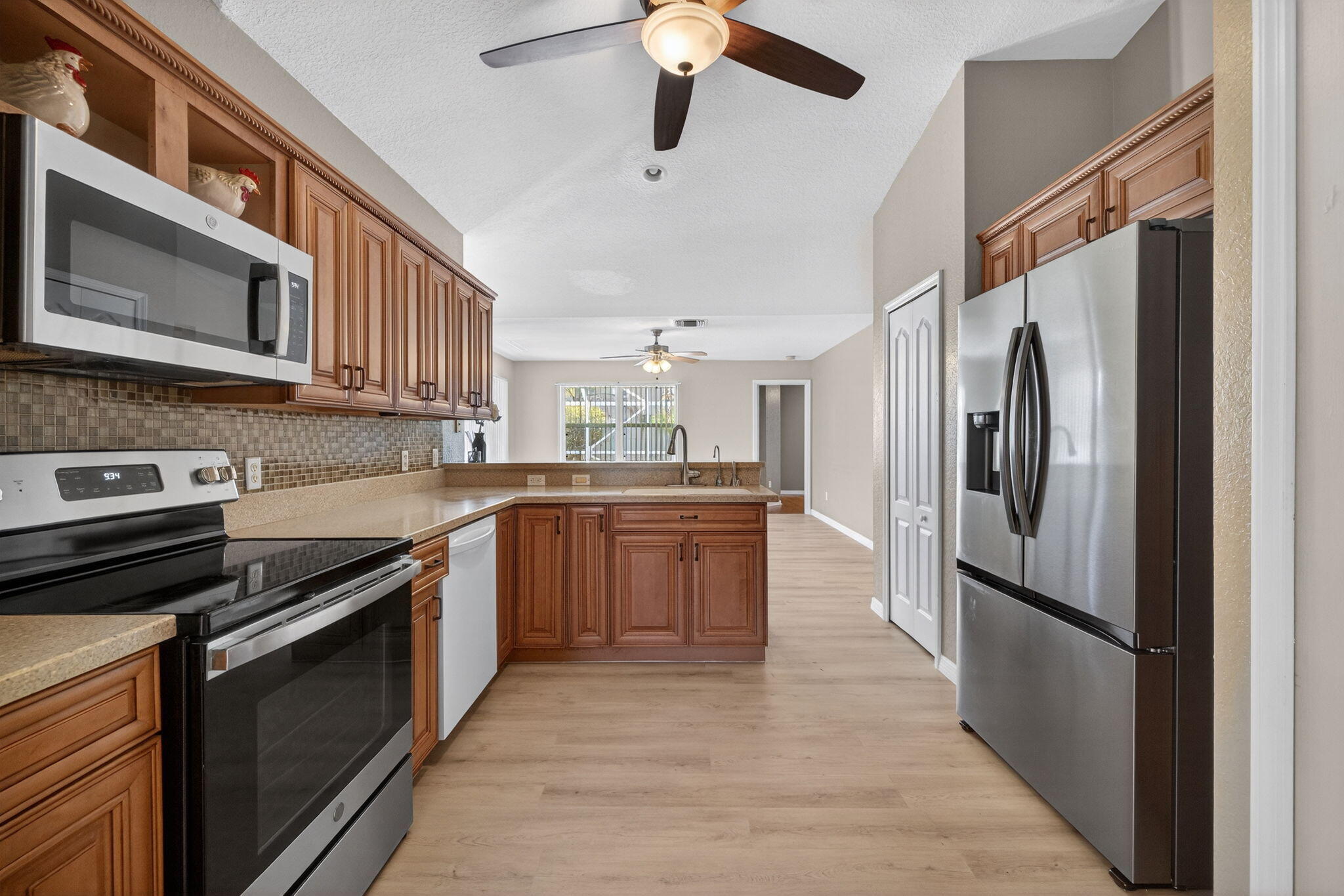 PORT ST LUCIE SECTION 48 1ST REPLAT - Residential