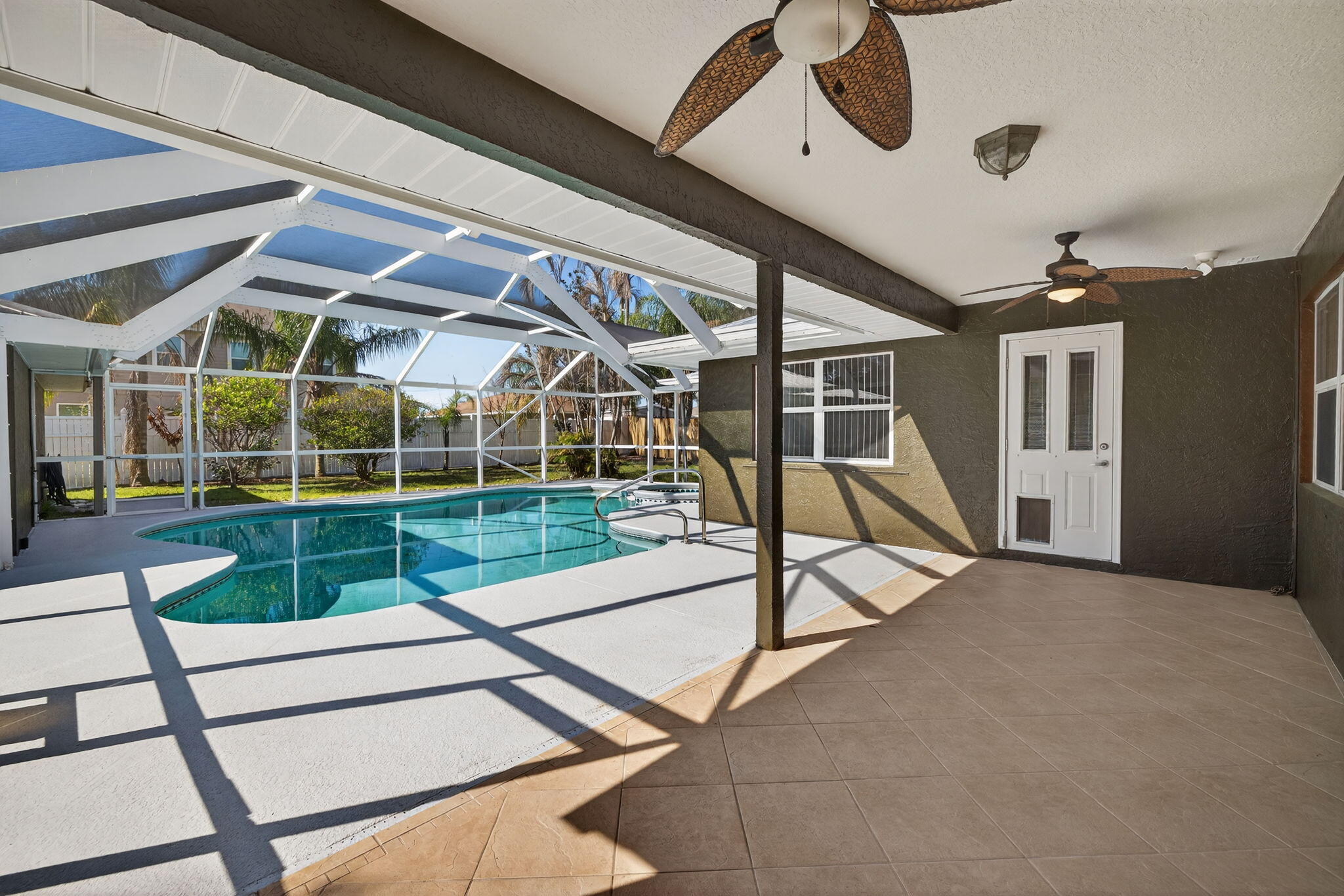 PORT ST LUCIE SECTION 48 1ST REPLAT - Residential