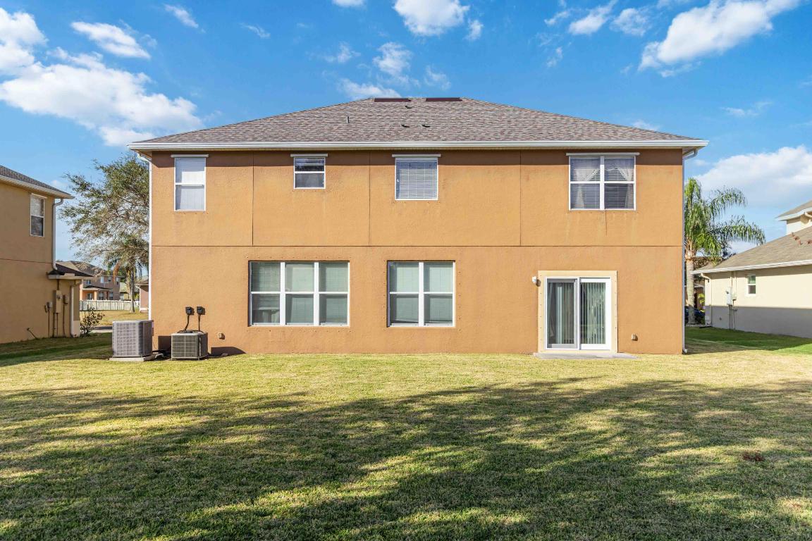 BRENTWOOD LAKES P.U.D. PHASE I - Residential Lease