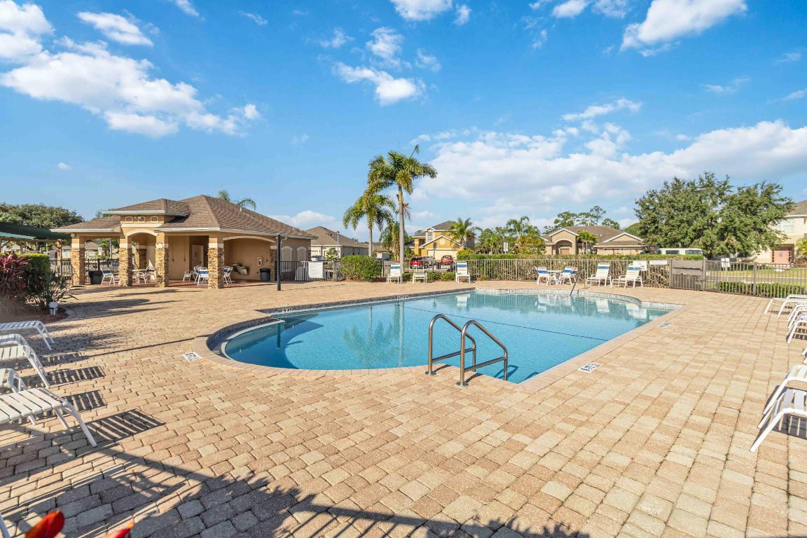 BRENTWOOD LAKES P.U.D. PHASE I - Residential Lease