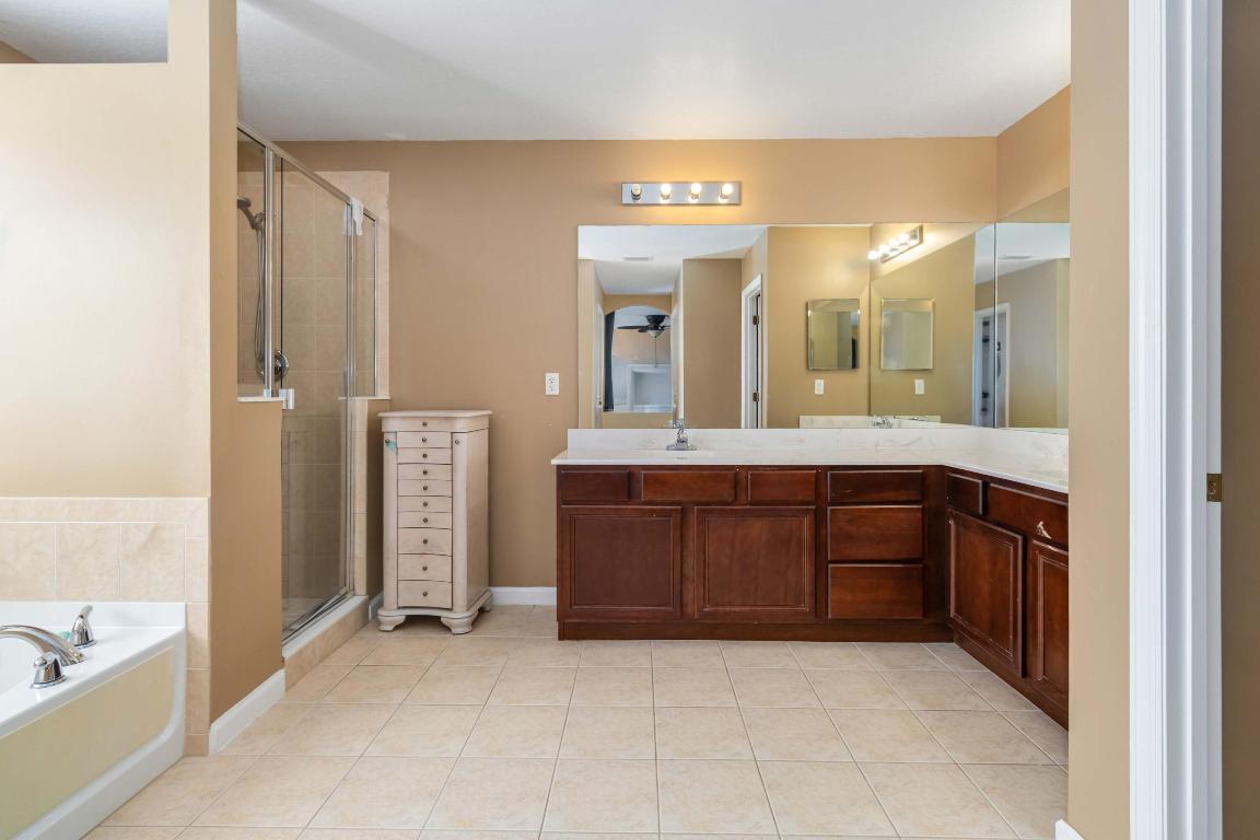 BRENTWOOD LAKES P.U.D. PHASE I - Residential Lease