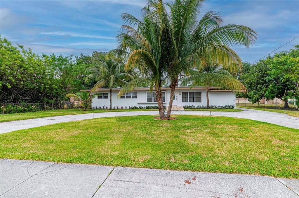 Photo of 4416 W Broward Boulevard, Plantation, FL 33317 (MLS # R11150987)