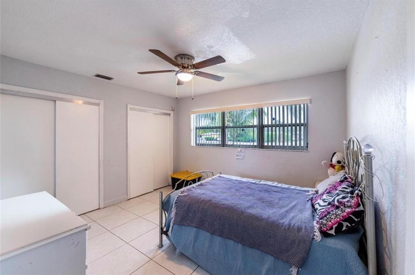 4416 W Broward Boulevard