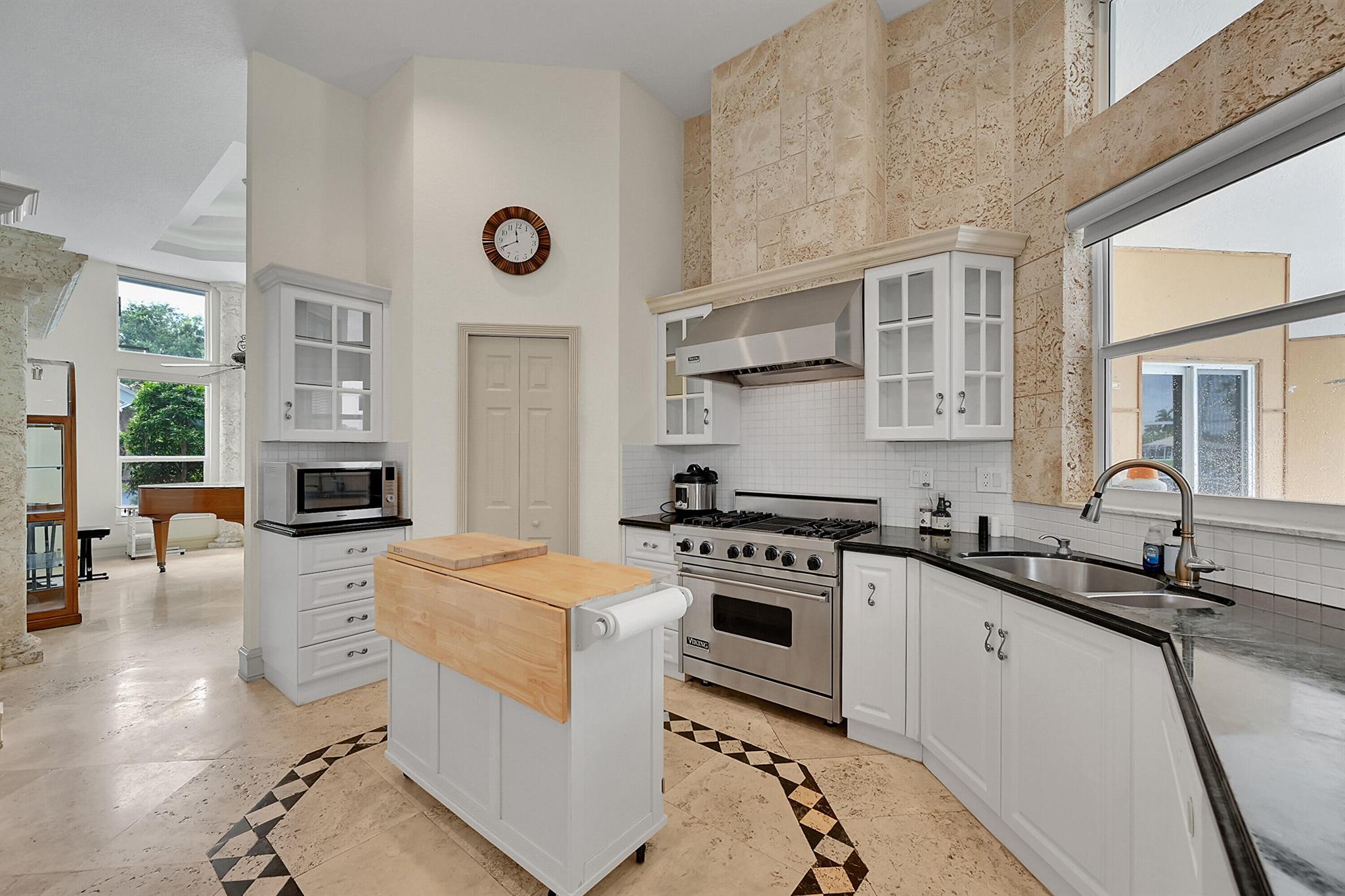 MEADOW RUN - Residential Lease