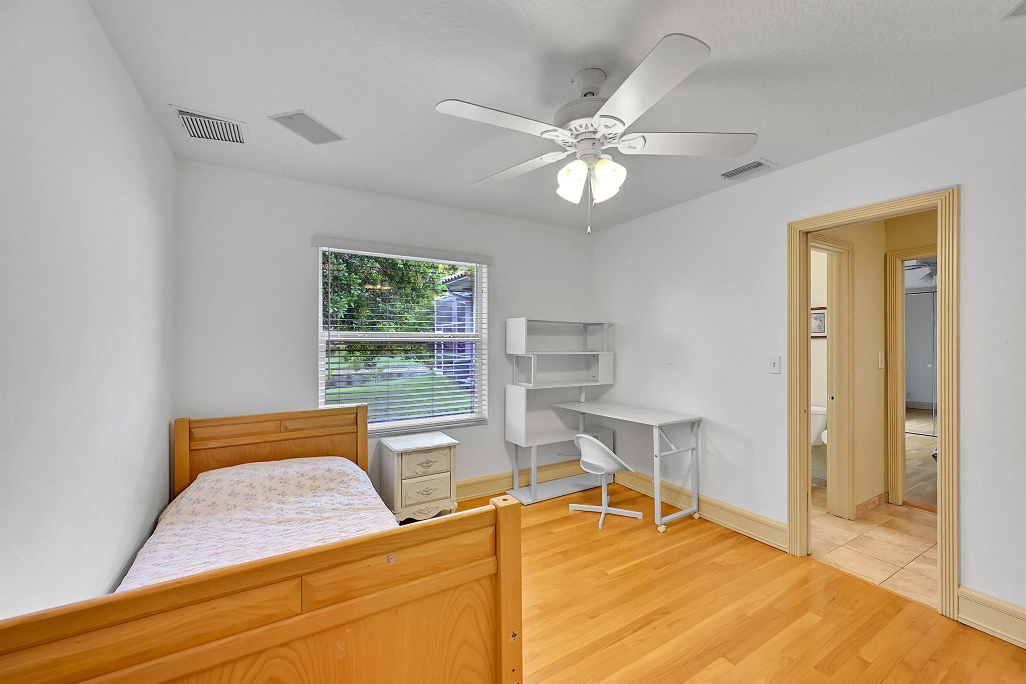MEADOW RUN - Residential Lease