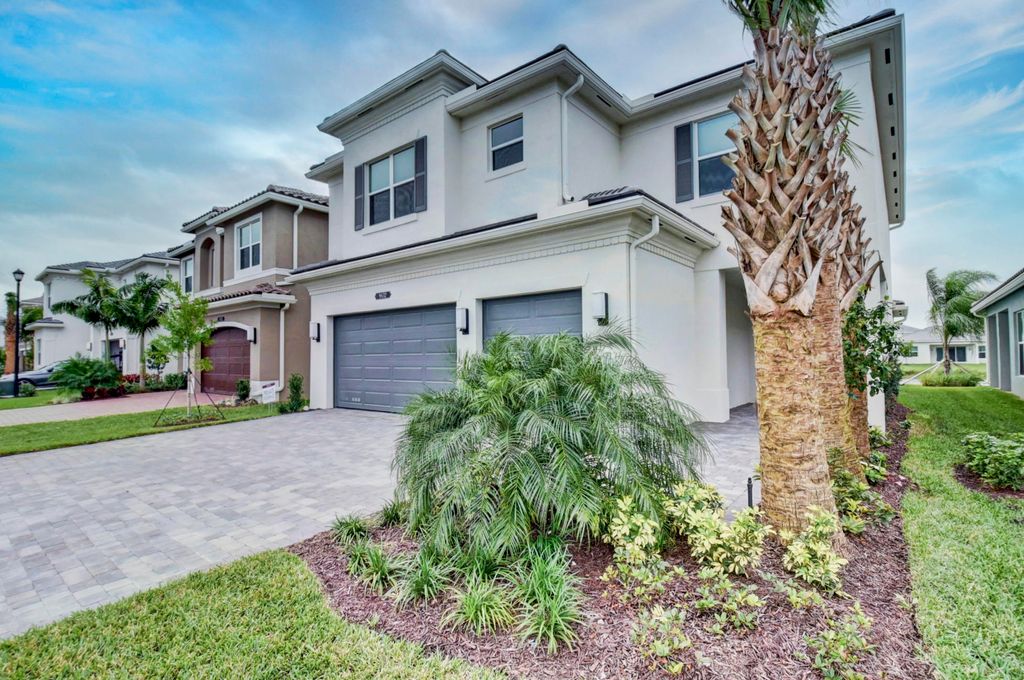 Photo of 9632 Highland Pointe Pass, Delray Beach, FL 33446 (MLS # R11121822)