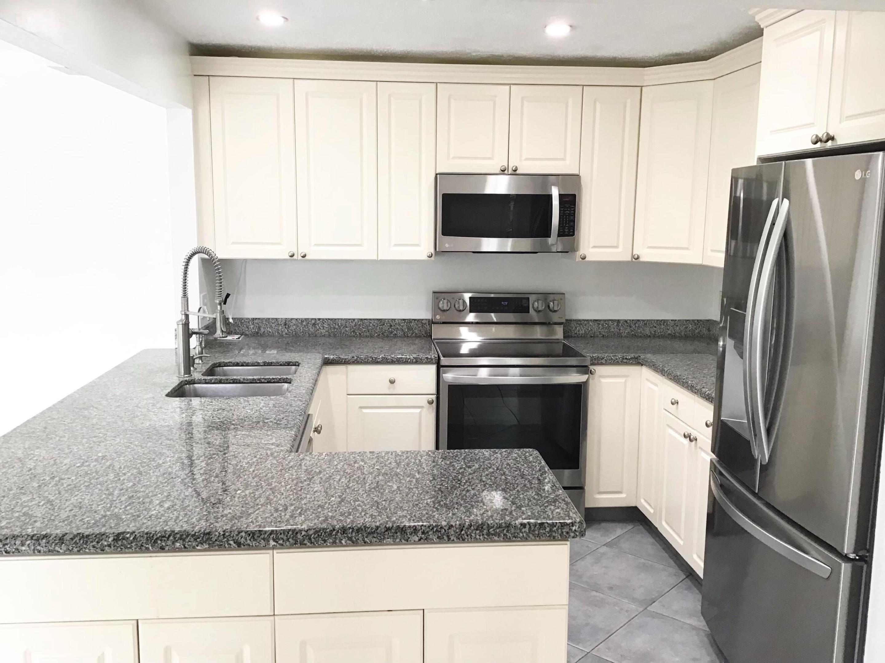 OCEAN WALK PLACE PH II - Residential