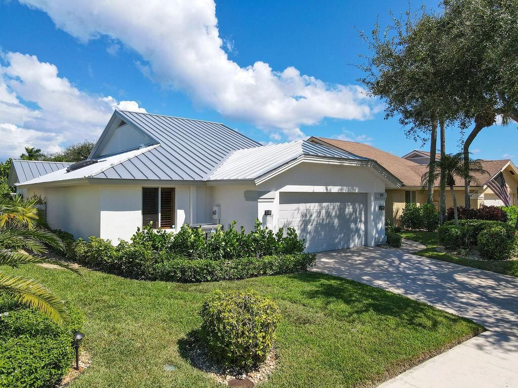 Photo of 159 Sand Pine Drive, Jupiter, FL 33477 (MLS # R10749243)