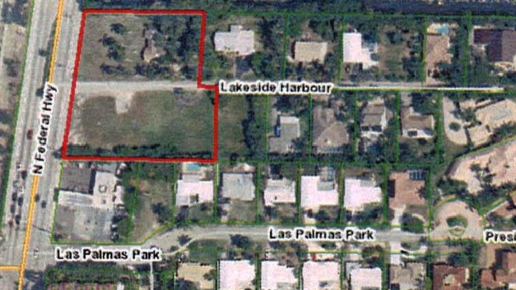 Great Investment Opportunity to Develop 18 three-story Townhomes on 1.4 acres of land. East Boynton Beach location. Walk to Intercoastal. Site plan is approved to build 18 Luxury 3-4 Bedroom, 2 Car Garage Townhomes. Community may feature a private pool, park, playground, access to the Intercoastal dock. Supporting technical and planning documents are available upon request.