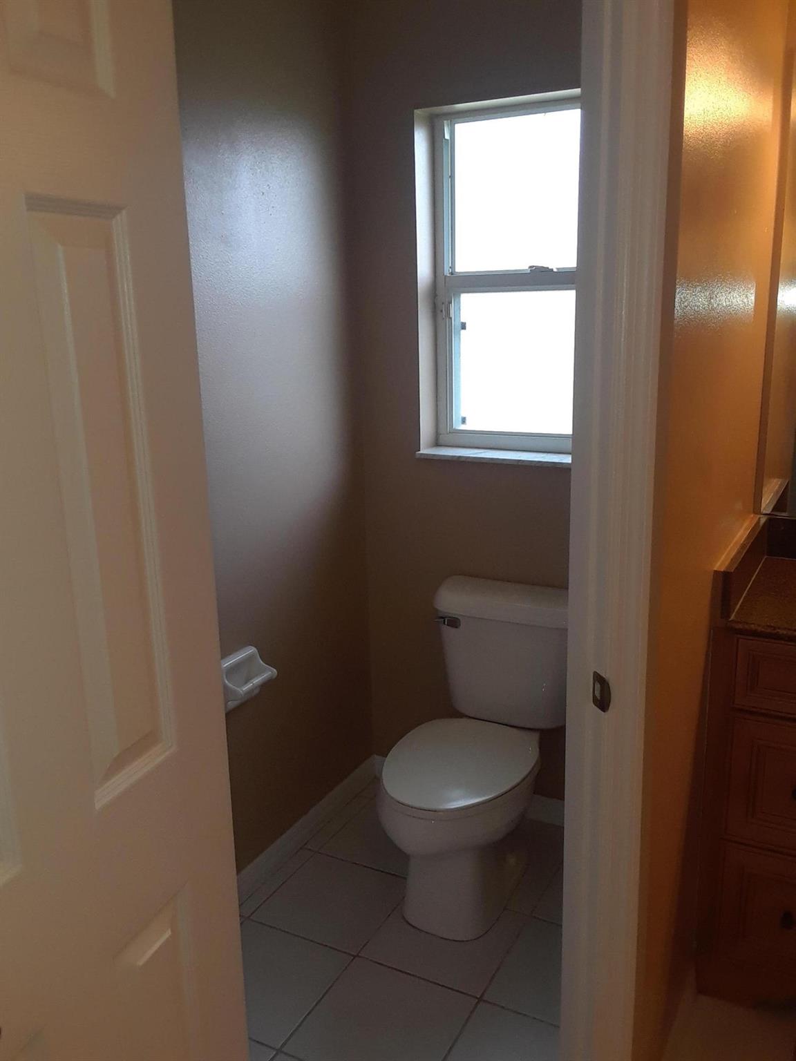 PORT ST LUCIE SECTION 44 - Residential Lease