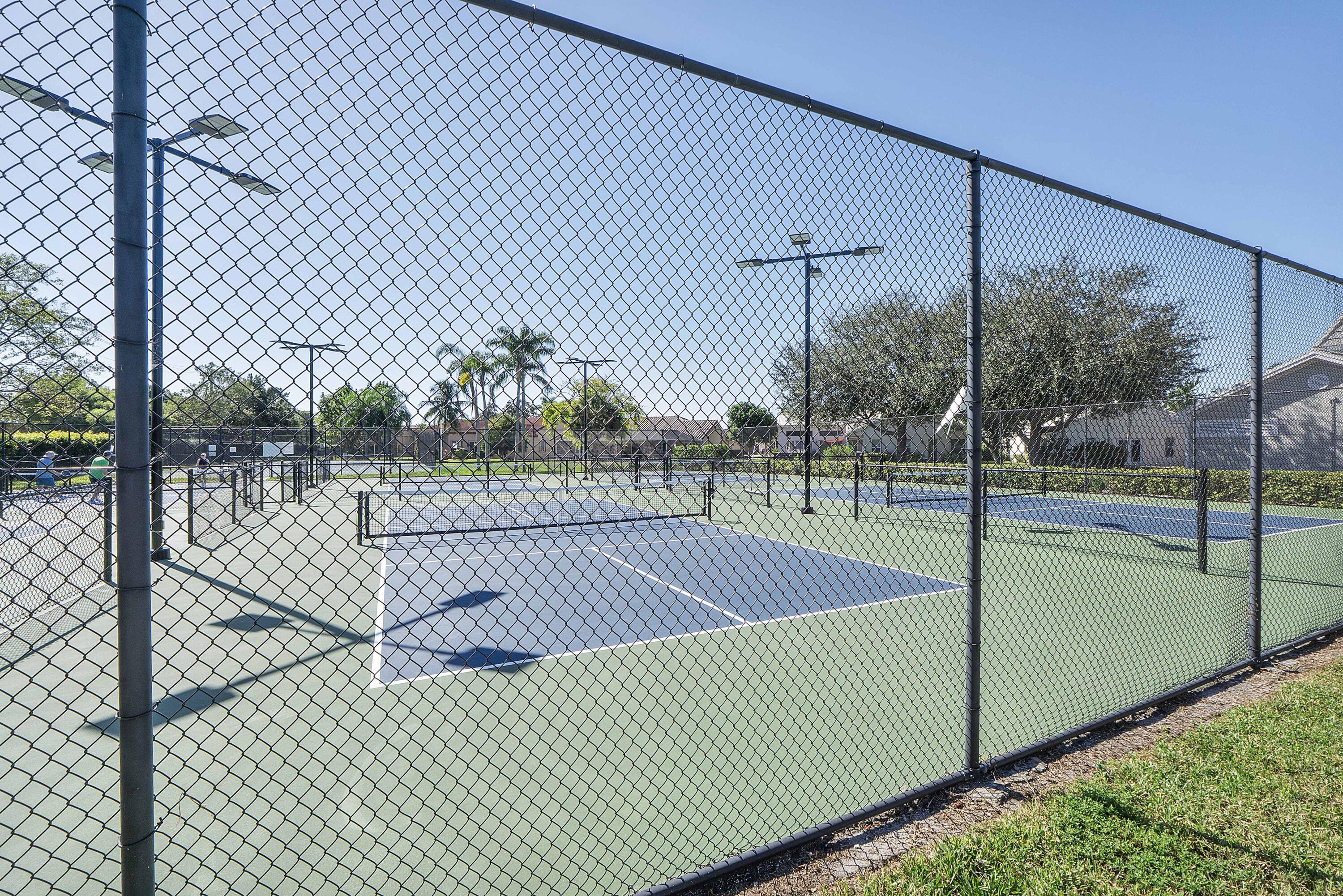 FOREST RIDGE SINGLE FAMILY V - Residential