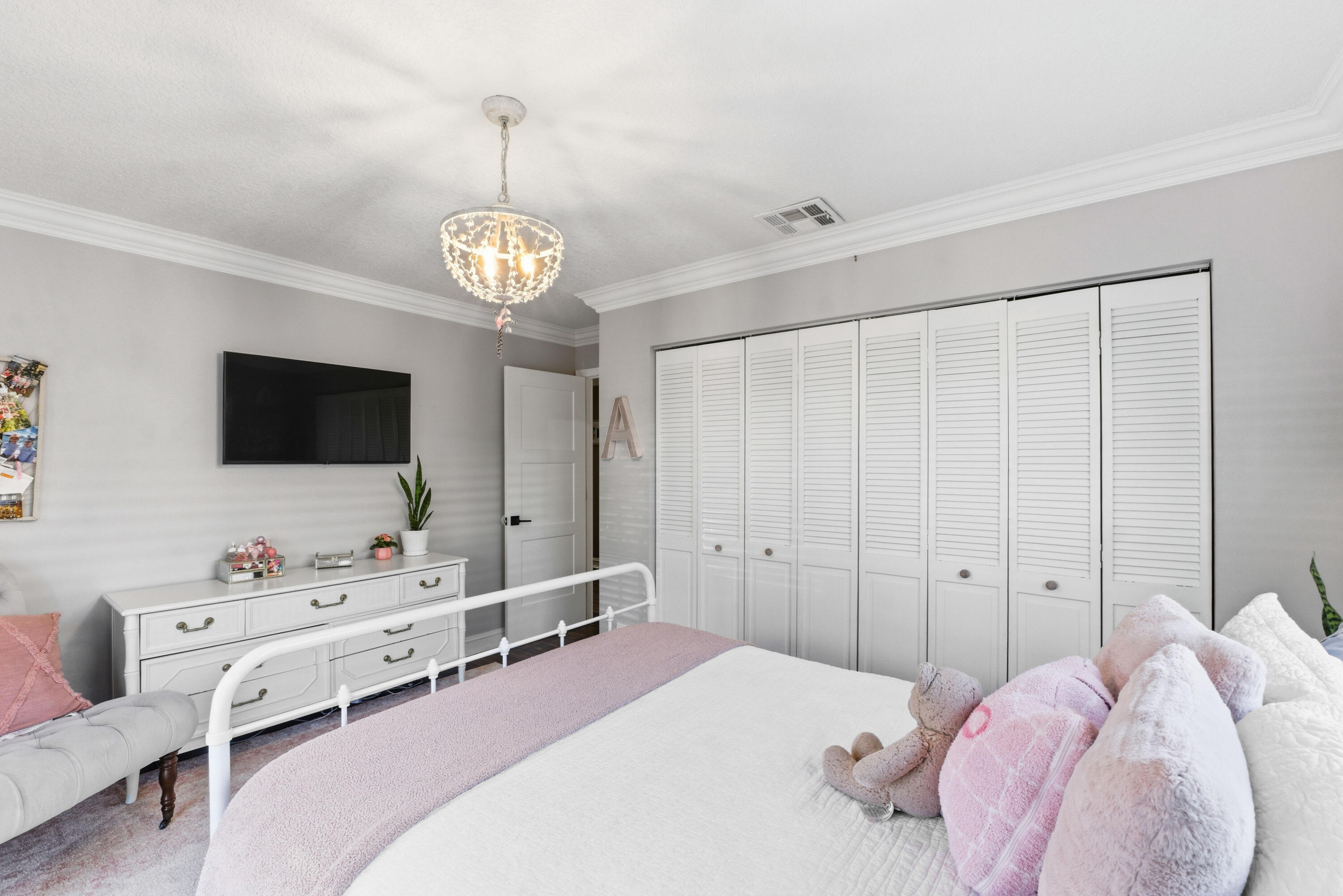 FOREST RIDGE SINGLE FAMILY V - Residential