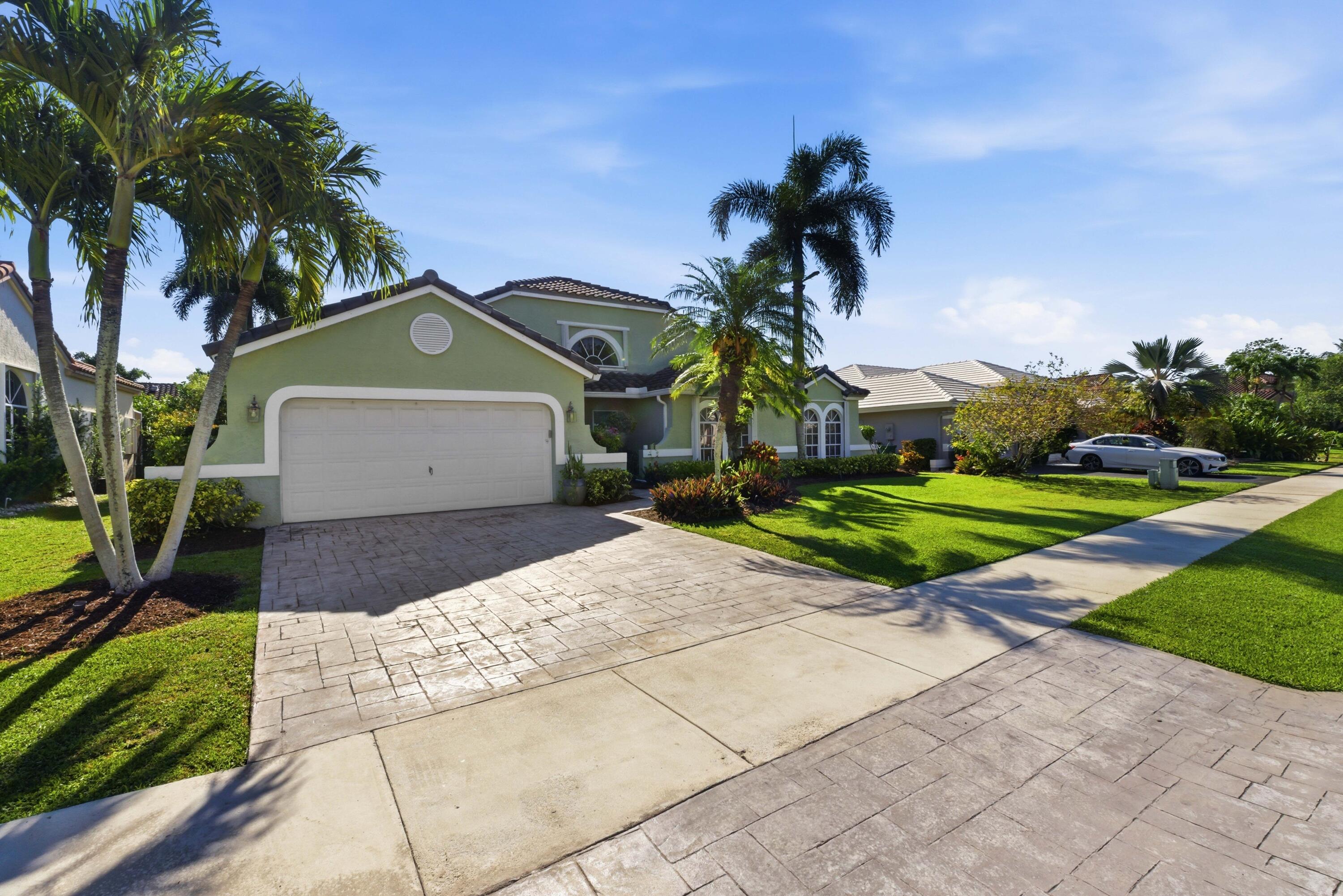 2784 W Orchard Circle