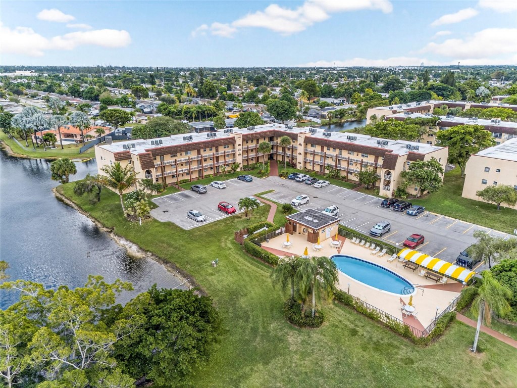 Sunrise Lakes - Residential