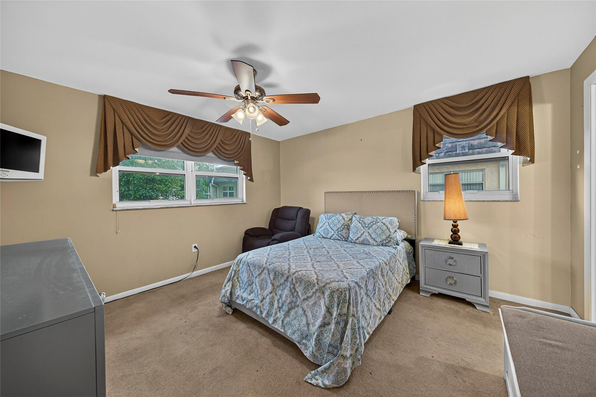 Sunrise Lakes - Residential