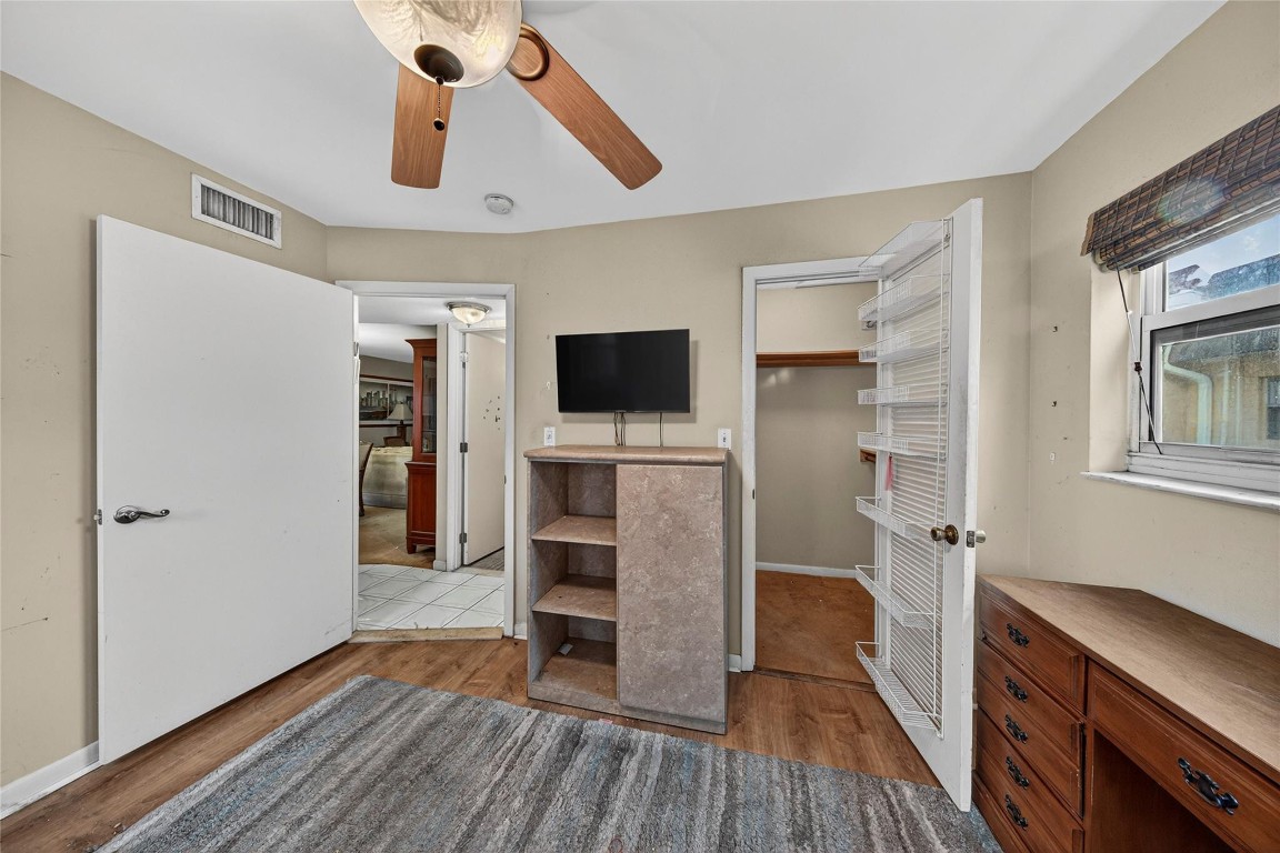 Sunrise Lakes - Residential