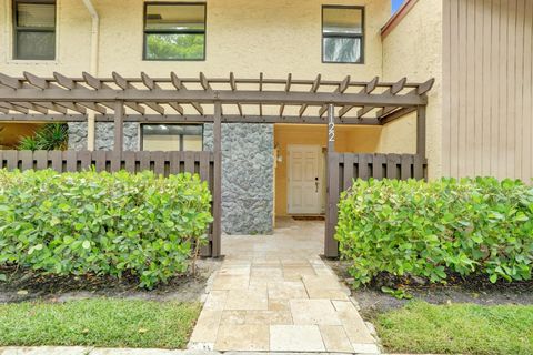 Photo of 1122 NW 79th Drive, Plantation, FL 33322 (MLS # B26046780)