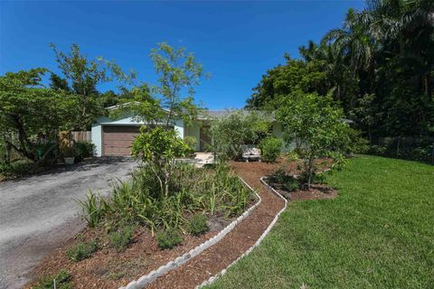 Single Family Residence in Davie FL 4786 72nd Ave Ave.jpg