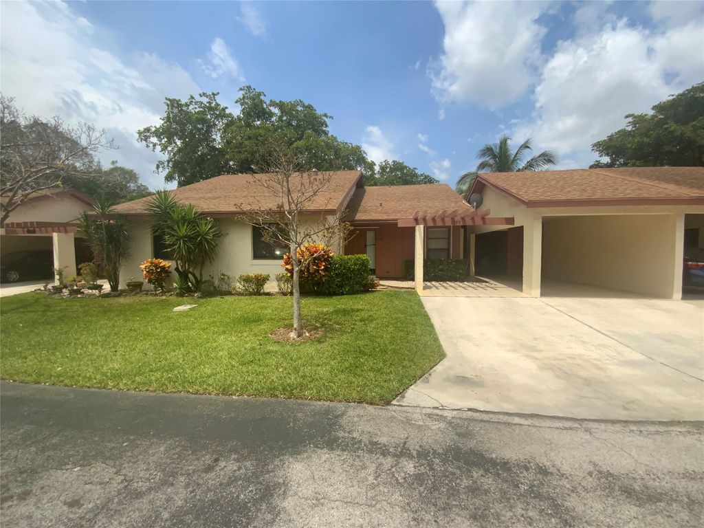 Photo of 1795 Satinwood Cr Circle #1795, Coconut Creek, FL 33063 (MLS # F10438812)