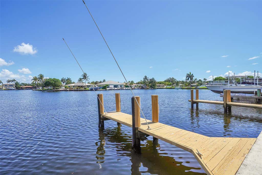 Photo of 721 E Mcnab Road #3, Pompano Beach, FL 33060 (MLS # F10442476)