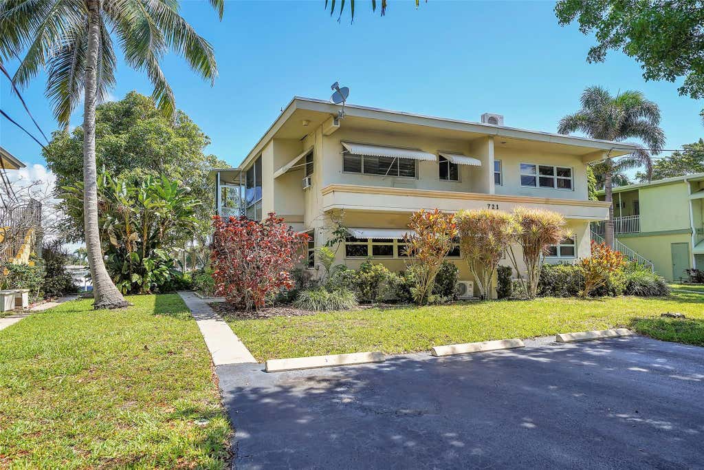 Photo of 721 E Mcnab Road #3, Pompano Beach, FL 33060 (MLS # F10442476)