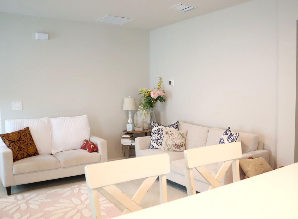 Photo of 517 Cherimoya Street, Fort Pierce, FL 34981 (MLS # B26019158)