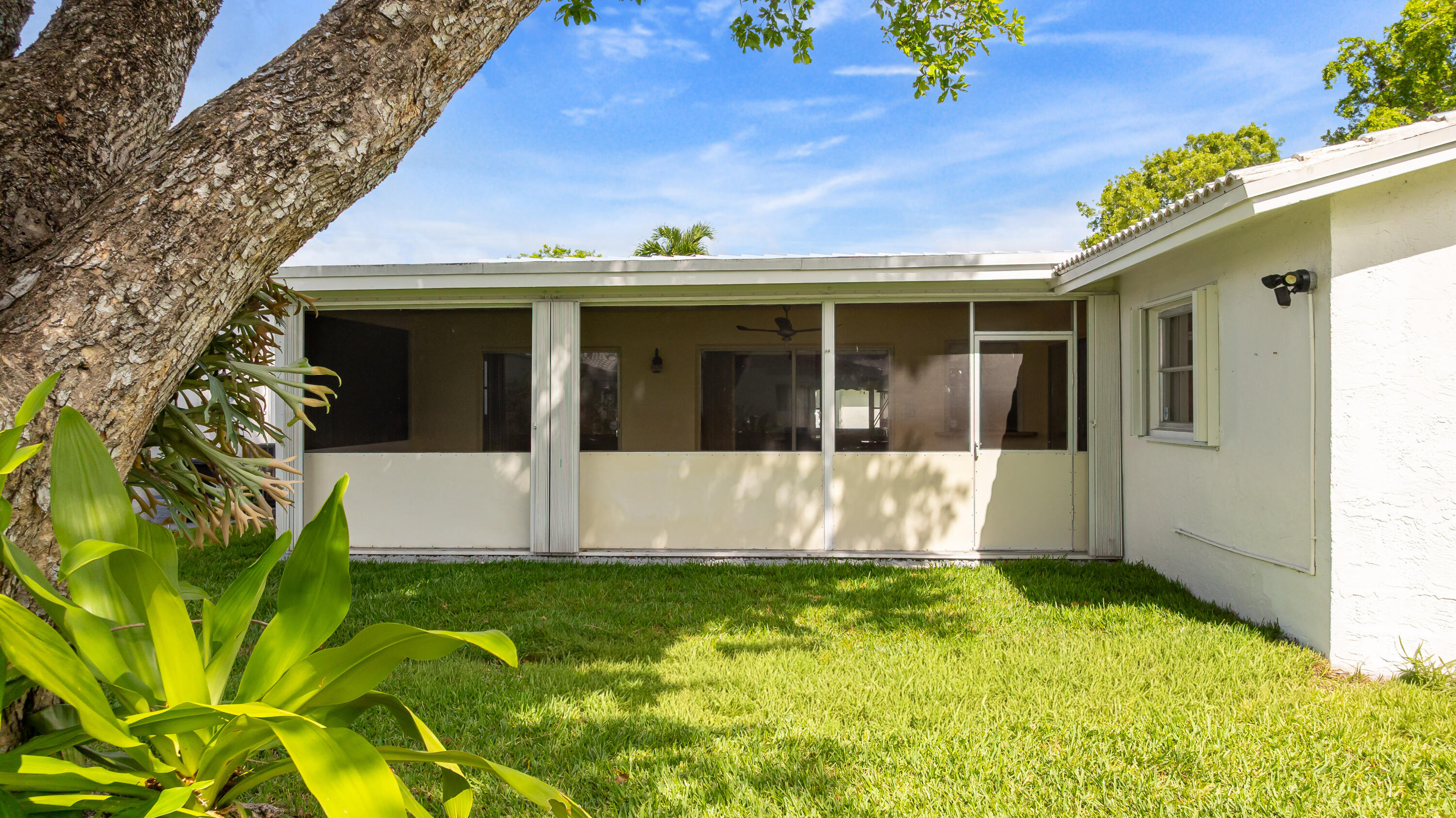 Lauderdale West - Residential