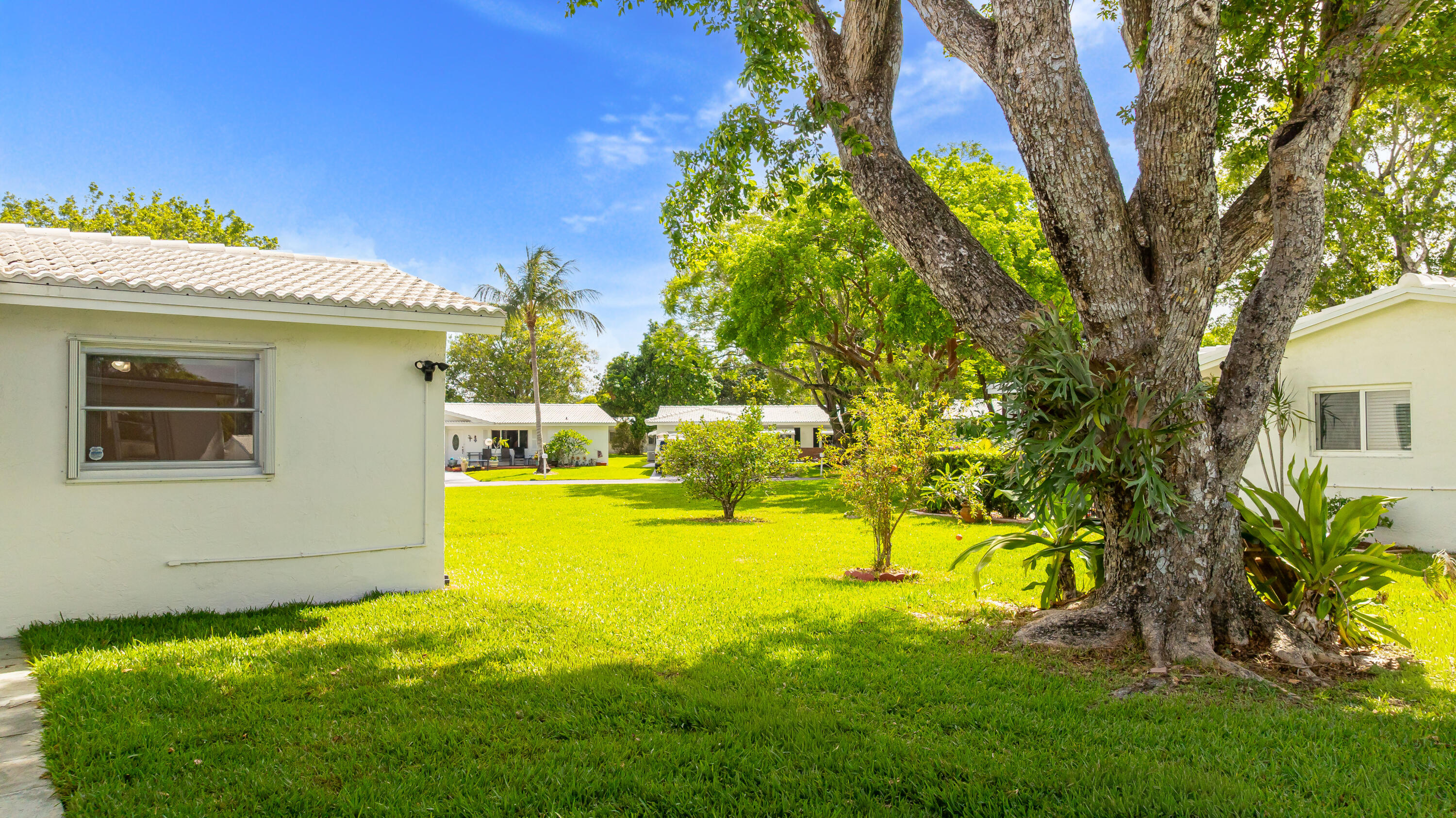 Lauderdale West - Residential