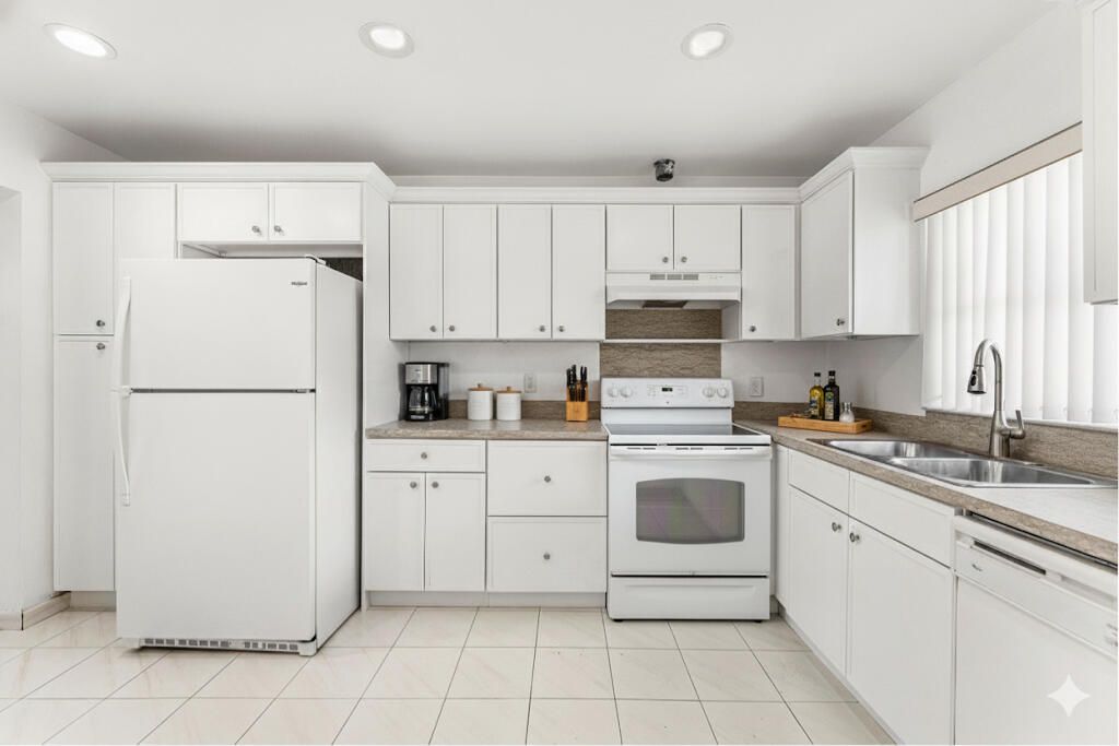 Photo of 2638 Gately Drive E #1, West Palm Beach, FL 33415 (MLS # R11138960)