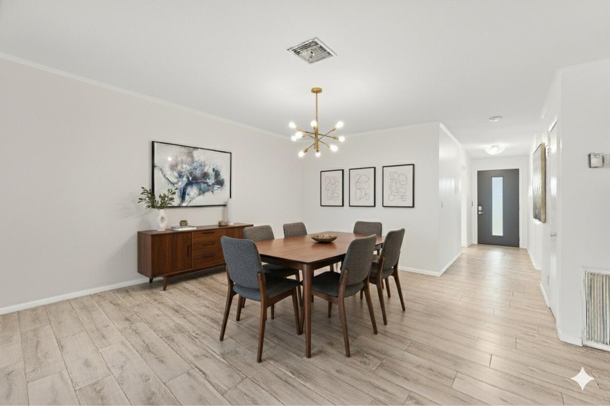 CRESTHAVEN TOWNHOMES SEC - Residential