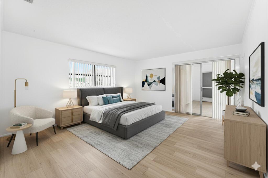 CRESTHAVEN TOWNHOMES SEC - Residential