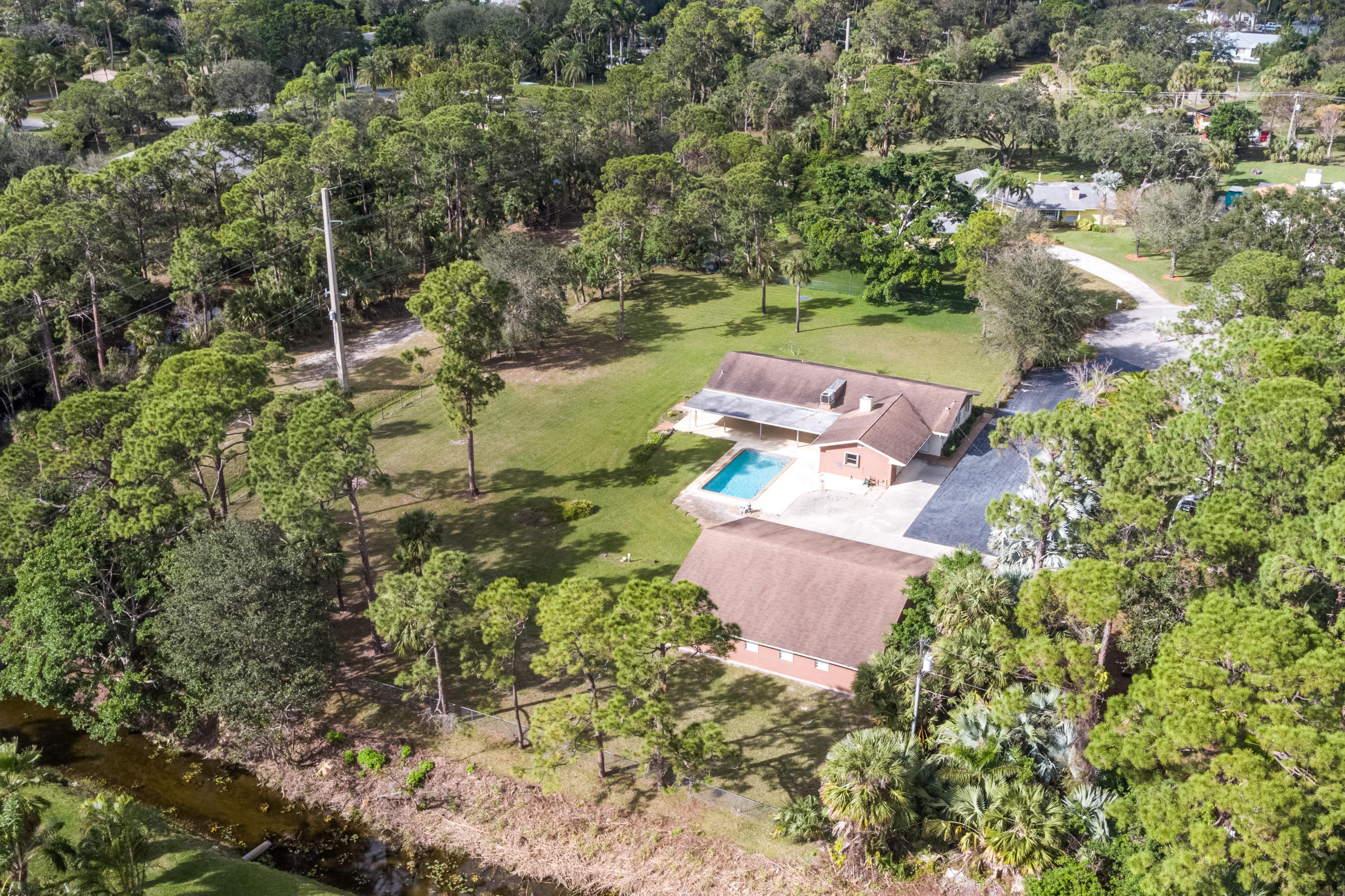 SQUARE LAKE - Residential