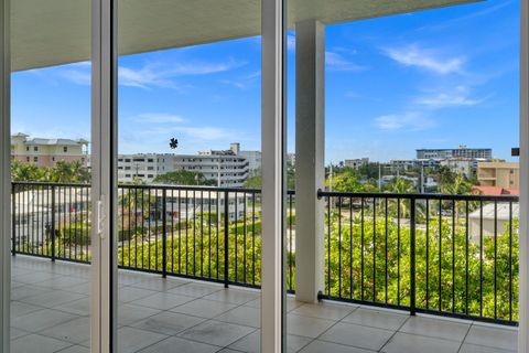 A home in Deerfield Beach